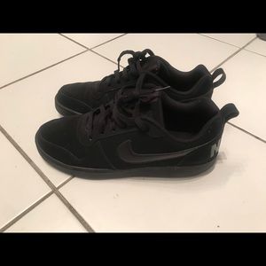 Black Nike Sneakers